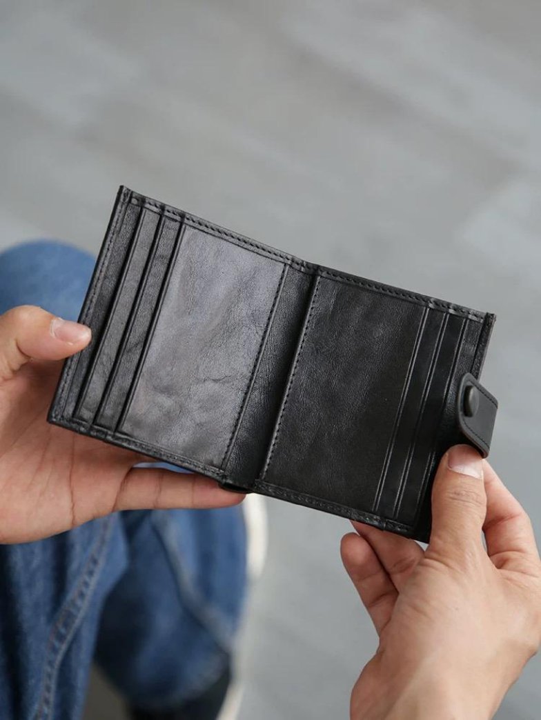 CH-P12 Card Holder catalogue view 2