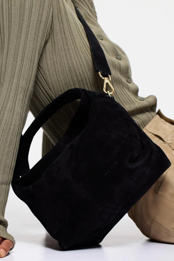 NB25-P15 Bucket Bag (suede)