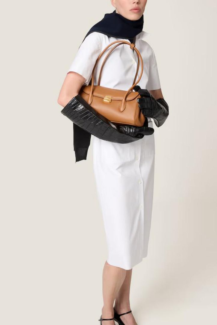NB25-P30 Top-Handle Bag (leather) product photo
