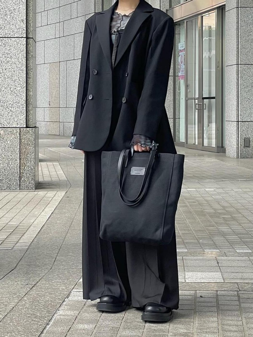NMB-P5 Tote Bag (canvas & leather) catalogue view 2