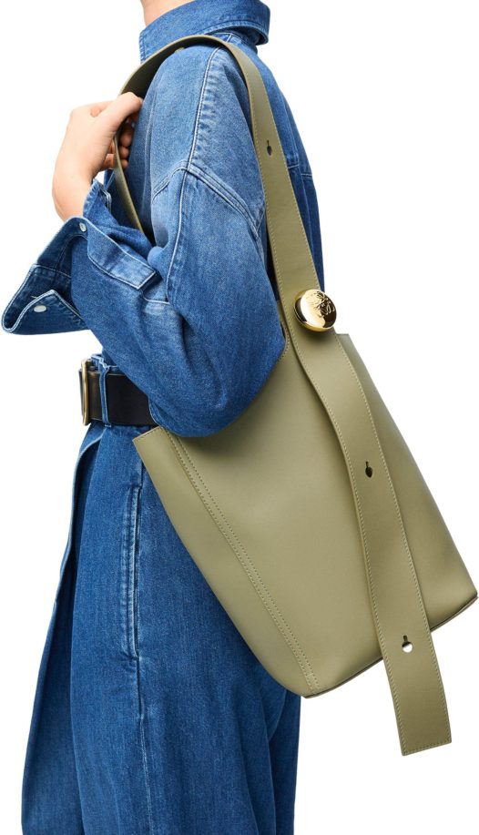NB25-P46 Bucket Bag (leather) catalog reference