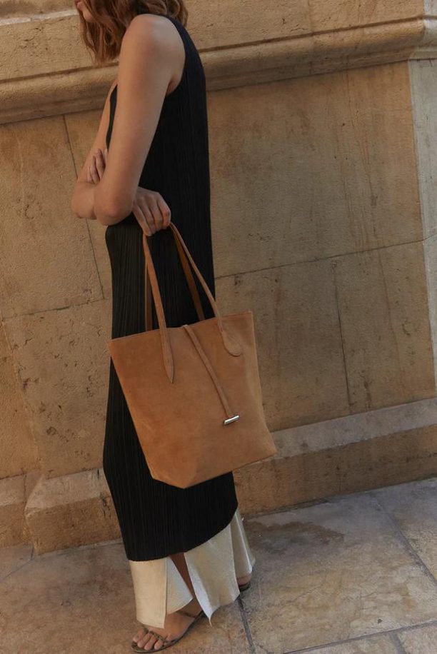 NB25-P10 Tote Bag (suede) catalog reference